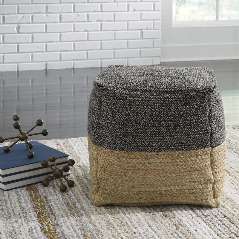 Signature Design by Ashley Home Decor Poufs A1000422 IMAGE 2